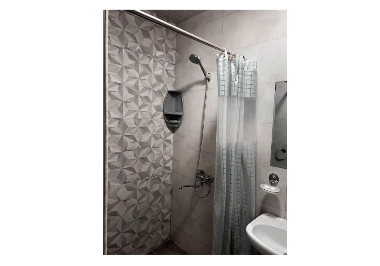 Avalon Hotel Armenia Yerevan Exterior photo